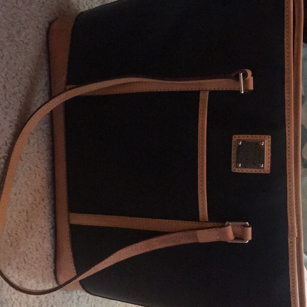 Dooney & Bourke Purse